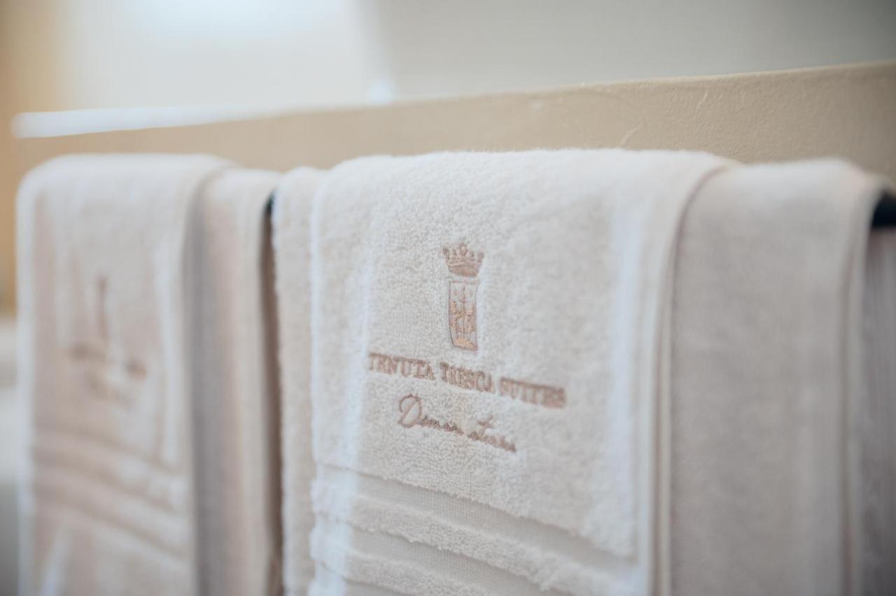 Tenuta Tresca Suites - Dimora Storica San Cassiano  エクステリア 写真