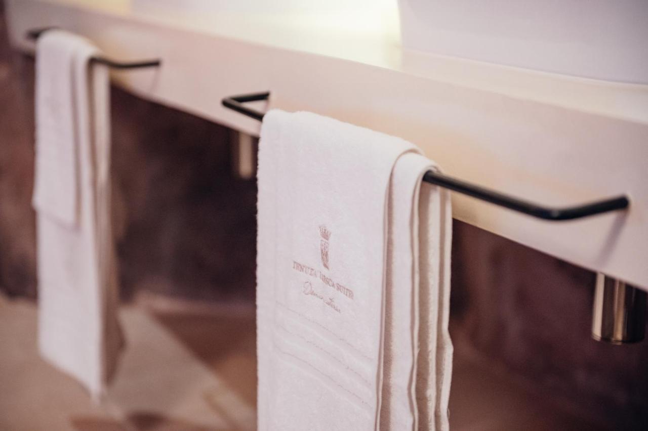 Tenuta Tresca Suites - Dimora Storica San Cassiano  エクステリア 写真
